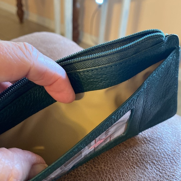 NWT Buxton Leather Thin Card Case/Wallet - Picture 4 of 7